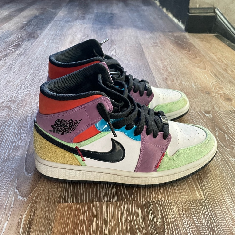 Jordan 1 lightbulb used